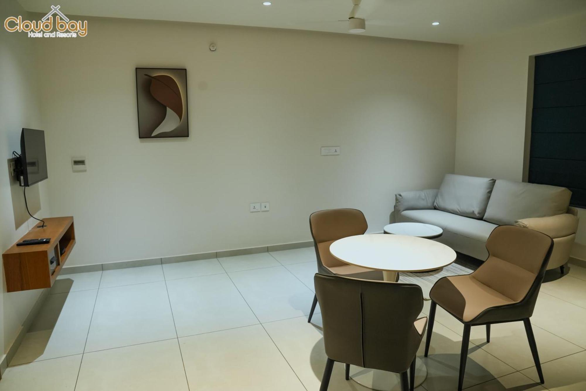 Hotel Cloud Bay Manjeri Экстерьер фото